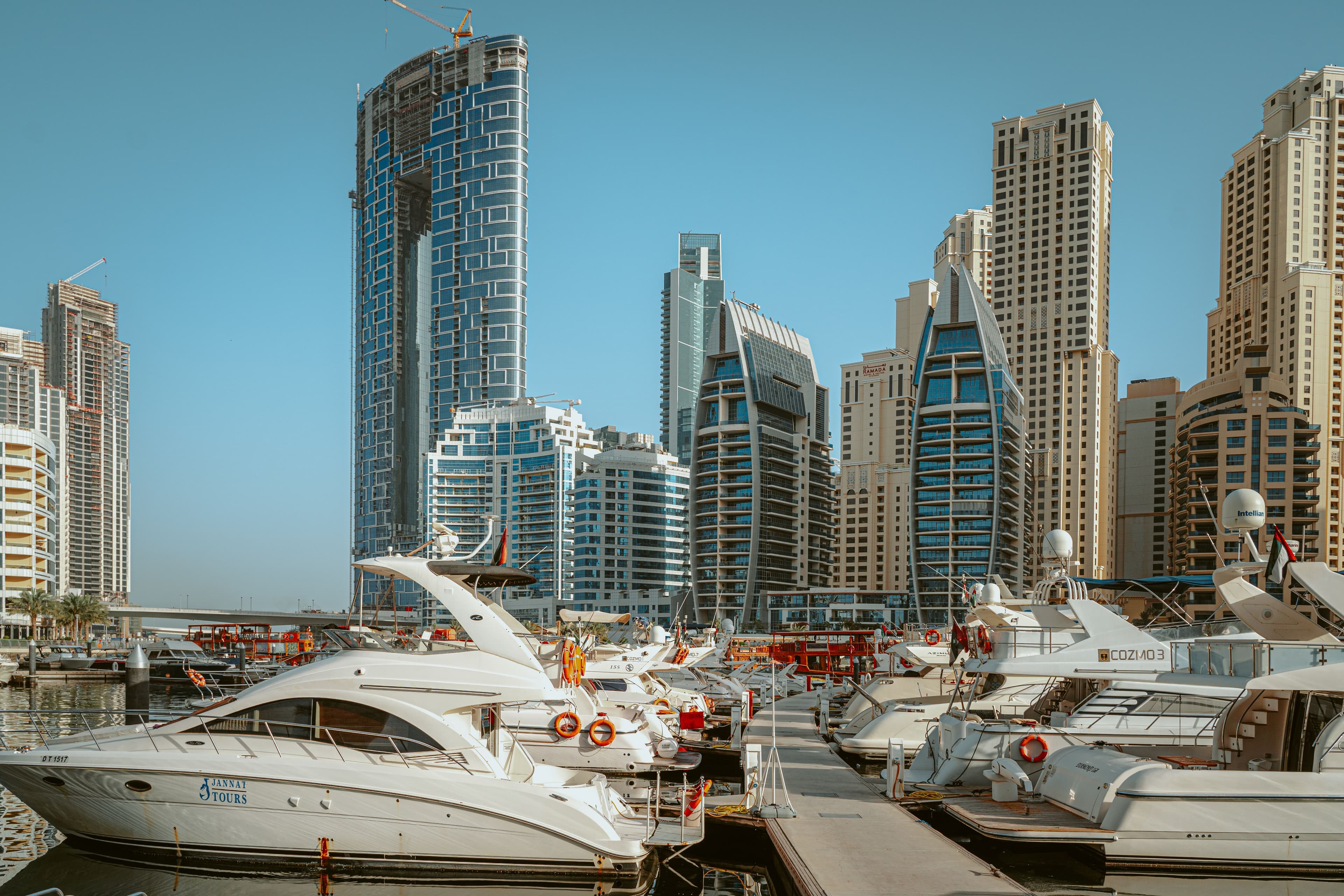 800 Speedy tyre service in Jumeirah Beach Residence, Dubai
